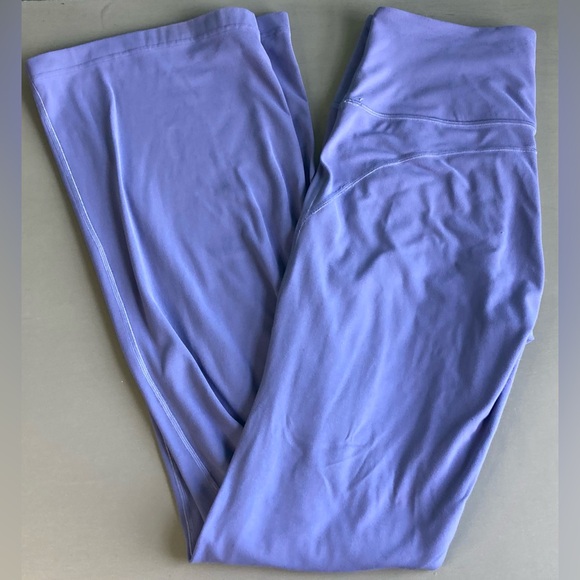 Lululemon Groove Super-High-Rise Flared Pant Nulu Water Drop - Picture 3 of 10